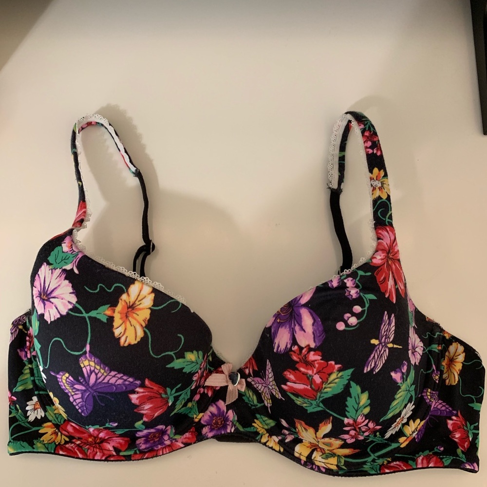 Victoria Secret bra